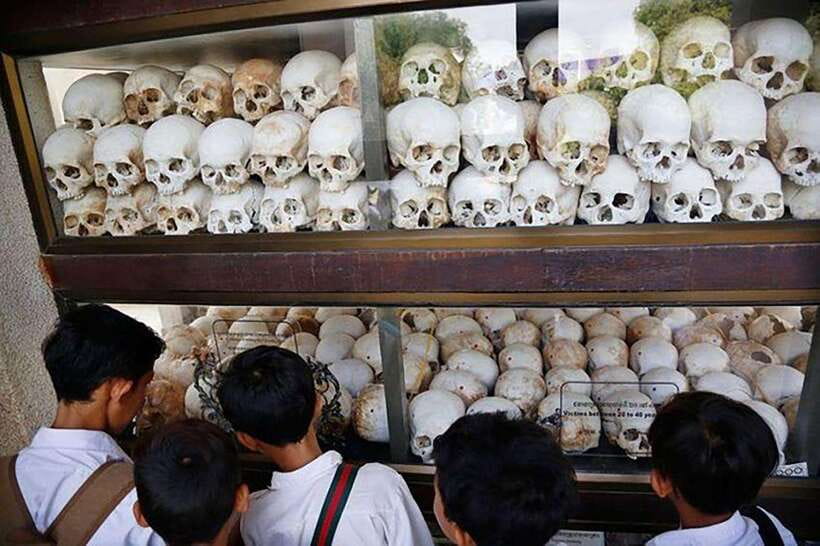 Phnom Penh: killing field & Toul Sleng genocide museum Tour - Tuol Sleng (S21): what a guided visit changes in S21
