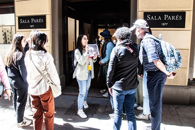 Picasso Museum and Walking Tour Plus Optional Wine & Food Tasting - The walking stops that explain Picasso’s thinking