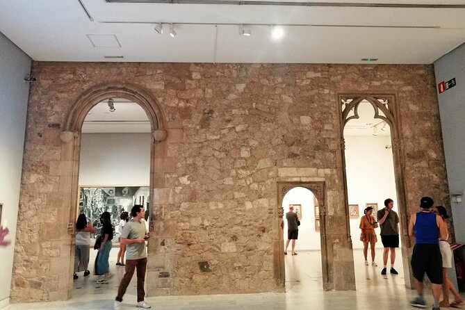 Picasso Museum and Walking Tour Plus Optional Wine & Food Tasting - Who this tour is best for (and who might not love it)