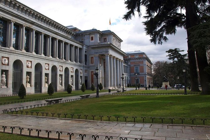 Prado Museum with Reina Sofia Museum Guided Tour - Prado Museum: 90 minutes of masterworks with real looking skills