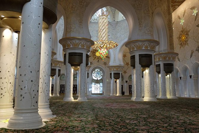 Private Abu Dhabi Sheikh zayed mosque with Louver Museum & Emirates Place Tea - A Quick Decision Guide: Should You Book?