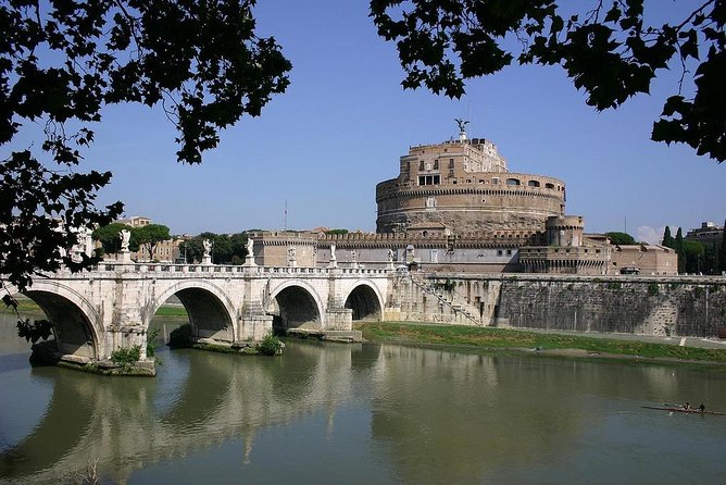 Private Sightseeing Tour of Rome and Vatican Museums with Your Driver - Spanish Steps and Trevi Fountain: perfect photos, real crowds