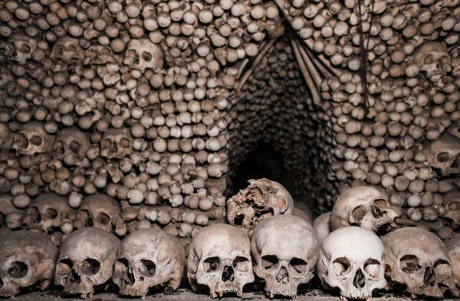 Rome: Capuchin Crypts and Museum Ticket and Tour - Entering the Museo e Cripta dei Frati Cappuccini