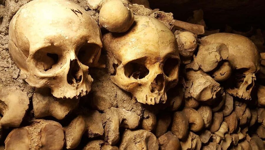 Rome: Capuchin Crypts and Museum Ticket and Tour - The story of refuge and the building of the crypts