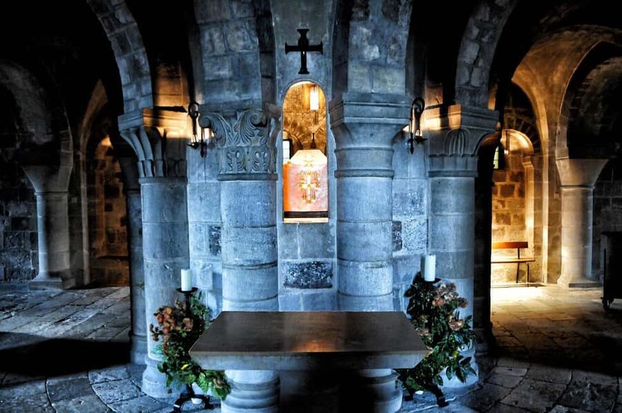 Rome: Capuchin Crypts and Museum Ticket and Tour - Guide or audio guide: which experience option fits you