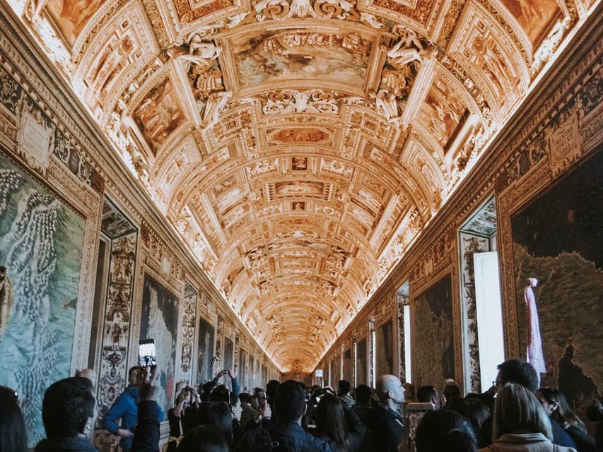 Rome: Early Vatican Museums & Sistine Chapel Tour - Gallery of Maps: the quick stop that teaches you how to see Italy