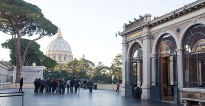 Rome: Skip the line Vatican Museums & Sistine Chapel Tour - Starting spots: Viale Giulio Cesare vs Cortile del Belvedere