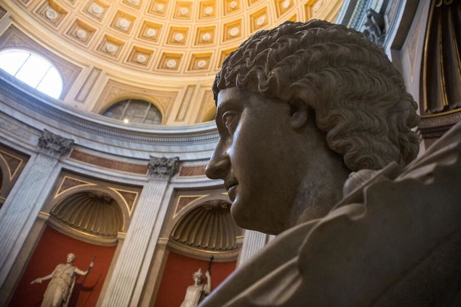 Rome: Skip the line Vatican Museums & Sistine Chapel Tour - Vatican Museums main route: a smart, guided hit list