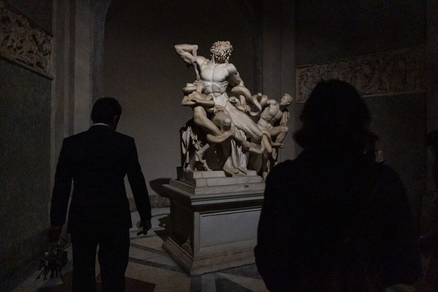 Rome: Turning the Lights on at the Vatican Museums - Key highlights worth waking up for