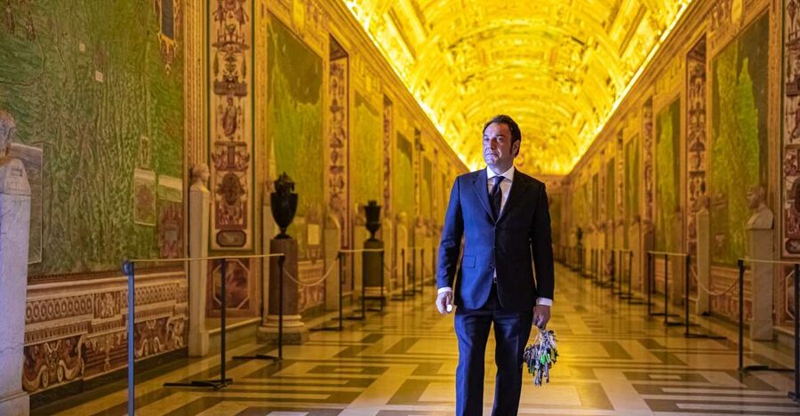 Rome: Turning the Lights on at the Vatican Museums - Two hours inside the Vatican Museums with the crowds held back