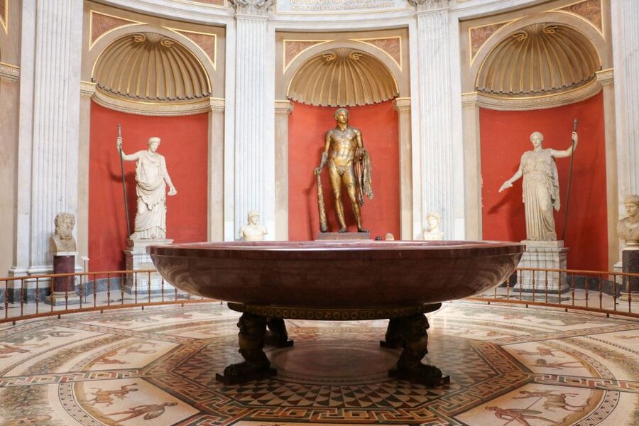Rome: Vatican Evening Tour with Sistine Chapel and Museums - Scala Regia and the walk out toward St. Peter’s Square
