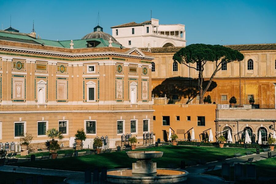 Rome: Vatican Museums and Sistine Chapel Tour - Skip-the-Line Entry That Gets You Moving Faster Than Usual