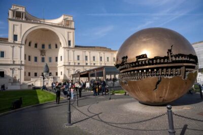 Rome: Vatican Museums & Sistine Chapel Tour with Fast Entry - Via Vespasiano 71: your starting line and first advantage