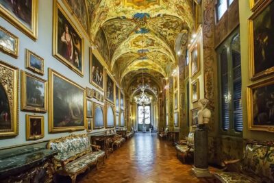 Rome: Vatican Museums Sistine Chapel with priority admission - Meeting point and timing: Via Del Mascherino matters