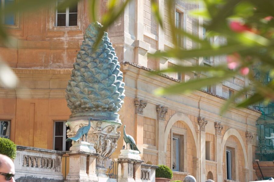 Rome: Vatican Museums & St. Peter's Basilica with Dome Climb - Sistine Chapel: no talking, and the guide sets you up first