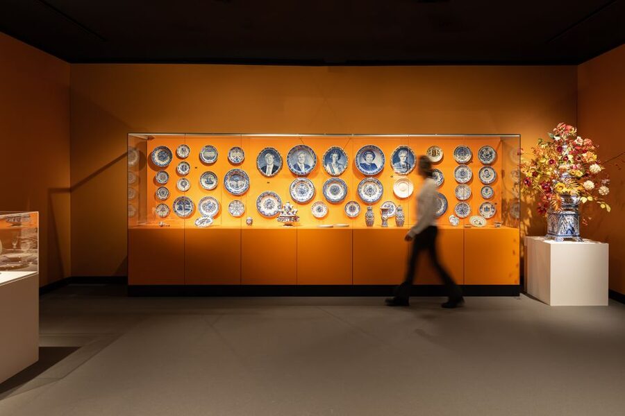 Royal Delft: Delftblue Factory and Museum - Museum pieces and showroom browsing: how to shop without losing your mind