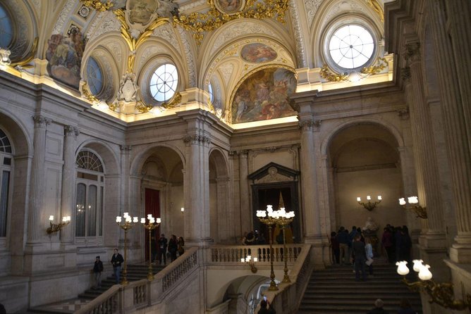 Royal Palace of Madrid 1.5-Hour Guided Tour Optional Prado Museum Combo - Skip-the-line admission: what it solves and what it can’t