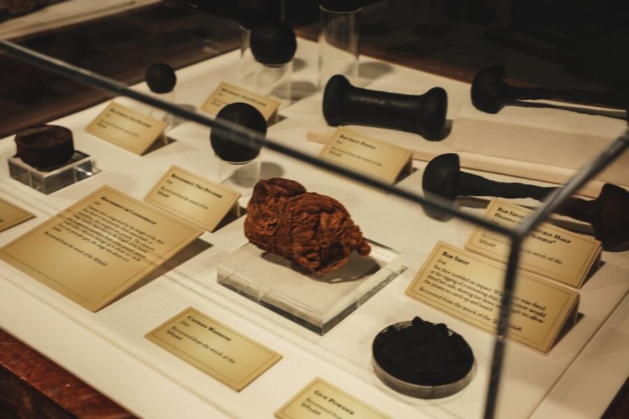 Salem: Pirate Museum with Authentic Treasures Entry Ticket - Finding the museum entrance quickly in Salem