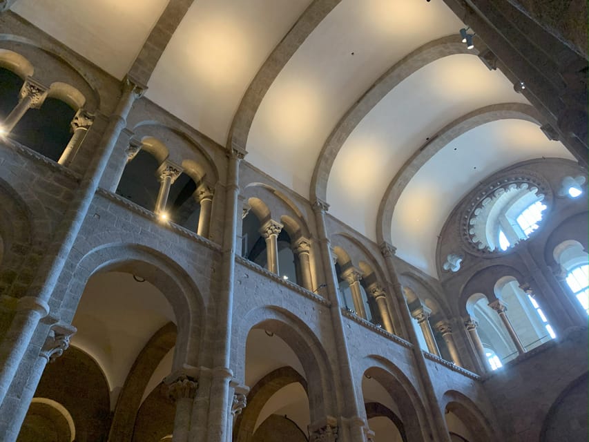 Santiago de Compostela Cathedral and Museum Guided Tour - The tomb of Saint James and the big spiritual core