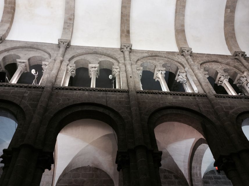Santiago de Compostela Cathedral and Museum Guided Tour - Botafumeiro and the cathedral’s theatrical rhythm