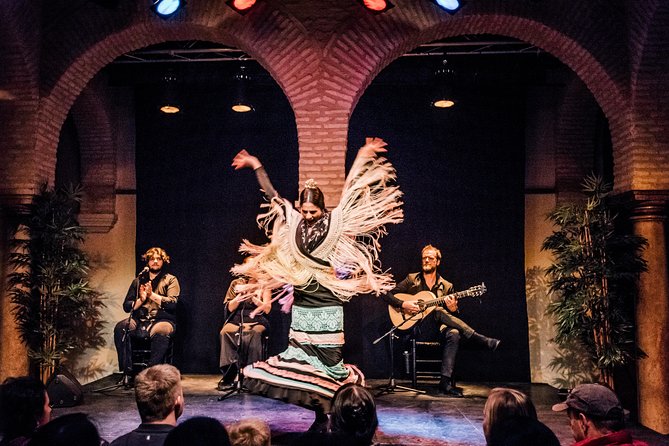 Seville: Puro Flamenco Show - Museo del Baile Flamenco - The 18th-century museum setting you’ll feel even without the exhibits