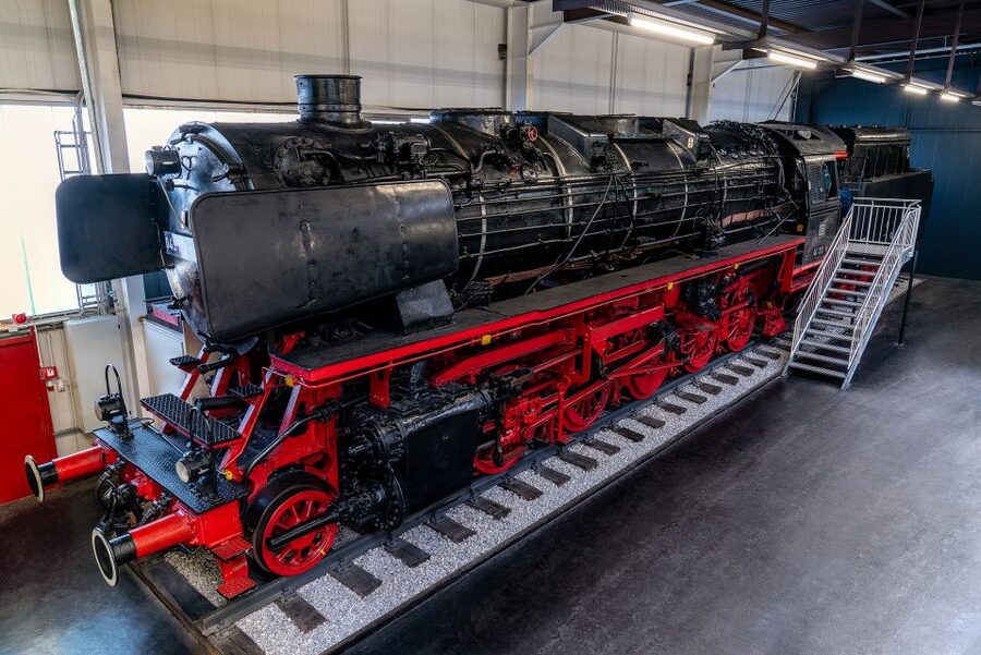 Sinsheim: Technik Museum Day Pass and IMAX 3D Ticket - Military Power, a U-Boat, and Big-Scale Displays