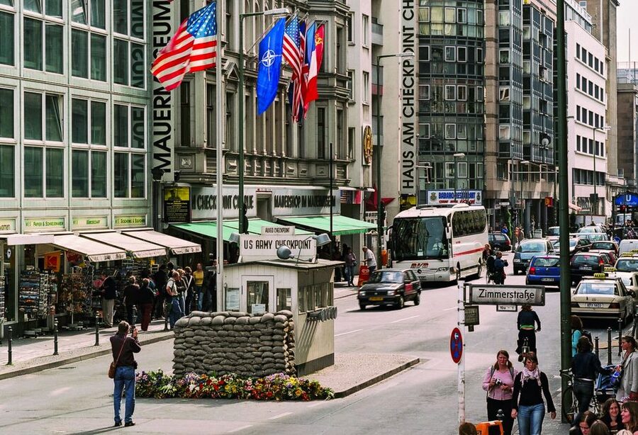 Skip-the-Line: Berlin Wall Museum at Checkpoint Charlie - Skip-the-Line Entry at Friedrichstraße: Getting There Without the Headache