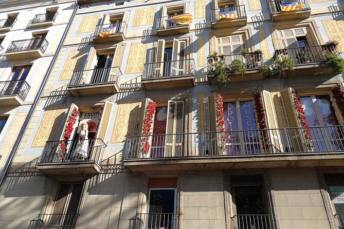 Skip the Line: Erotic Museum of Barcelona Admission Ticket with free souvenir - Skip-the-line entry in Barcelona: why it helps