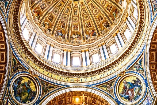 Skip the Line: Ticket to the Vatican Museum & Sistine Chapel - The check-in puzzle: where to meet and how not to lose time