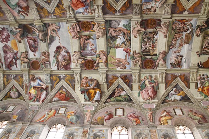 Skip The Line ticket to the Vatican Museums & the Sistine Chapel - Sistine Chapel in 20 minutes: how to do it without stress