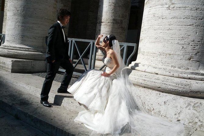 Skip the Line Tour: Vatican Museums, Sistine Chapel & Basilica - Crowd Reality: Why People Feel Rushed Here