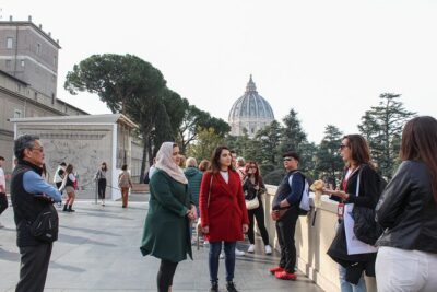 Skip-the-Line Vatican Museum, Sistine Chapel & St Peter Basilica - Vatican Museums in about 1 hour: seeing the route without losing your mind