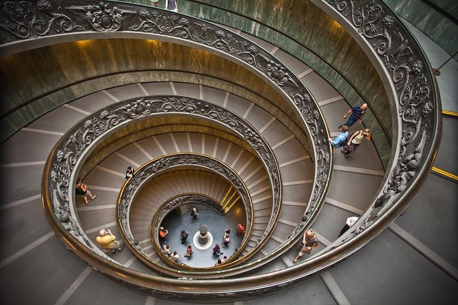 Skip the Line Vatican Museums & Sistine Chapel Entry Tickets - Sistine Chapel: How to See the Ceiling and the Last Judgment Wall