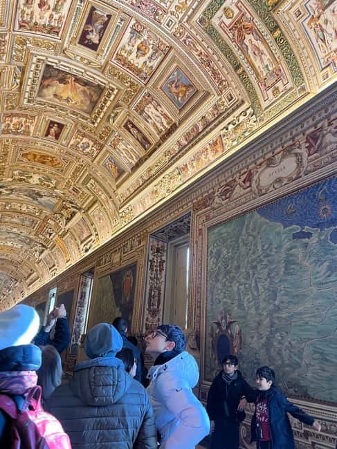 Skip-The-Ticket Line-Vatican Museum & Sistine Chapel - Raphael’s Rooms: what to expect from the included stops