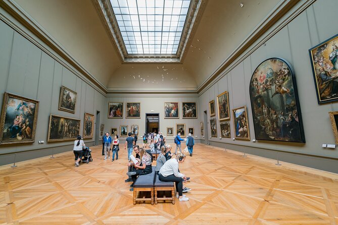 Small-Group Louvre Museum Masterpieces Tour with Access - Headsets, small groups, and the pace you can handle