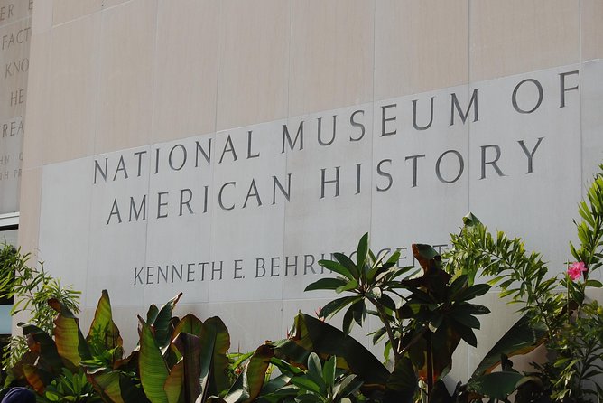 Smithsonian Museum of American History Semi-Private 8ppl Max - What to Do Before You Go: Small-Bag Strategy and Comfortable Shoes