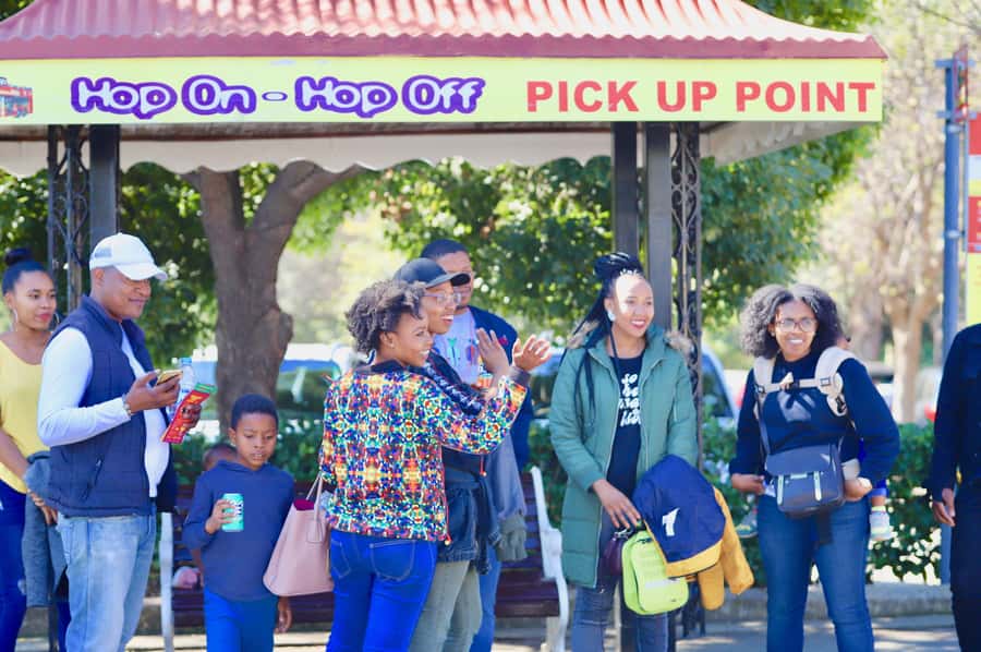 Soweto: Hop-On Hop-Off Bus, City Tour and Apartheid Museum - Constitution Hill and the Apartheid Museum: how to decide what to enter