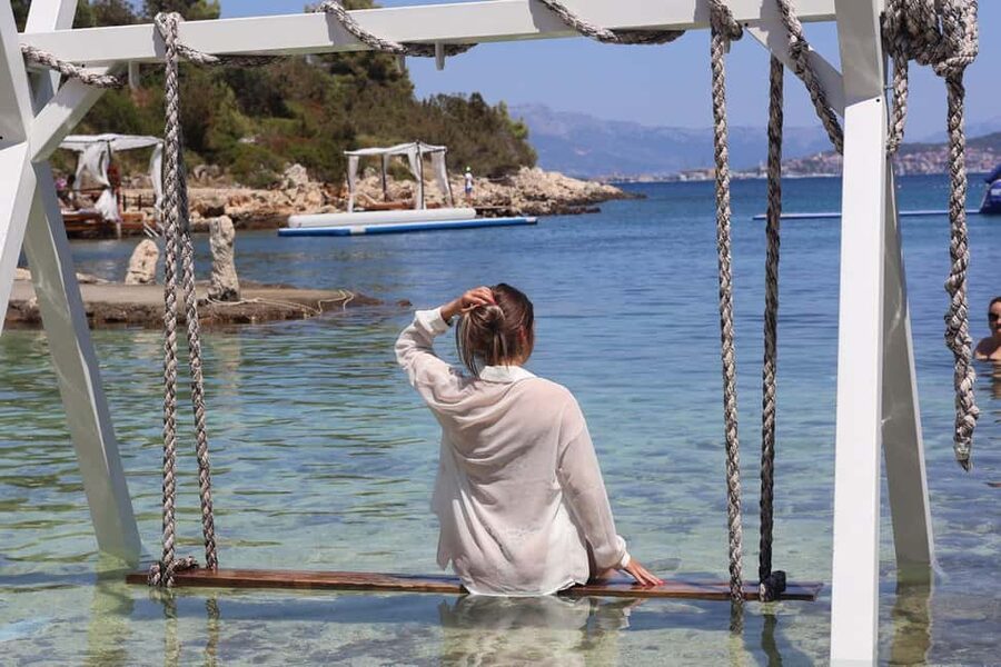Split: Blue Lagoon Underwater Museum Tour w/Lunch & Drinks - Glass-bottom viewing and snorkeling masks: what gear to expect
