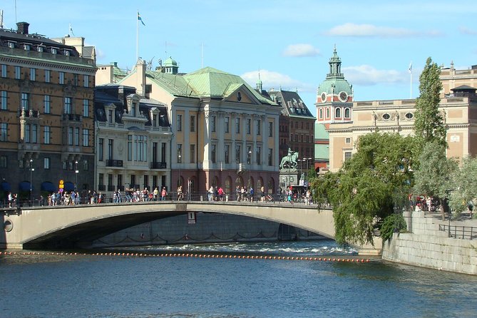 Stockholm Old Town and the Vasa Museum, a Small Group Walking Tour. - Walking into Stockholm’s story at the Gamla Stan metro start