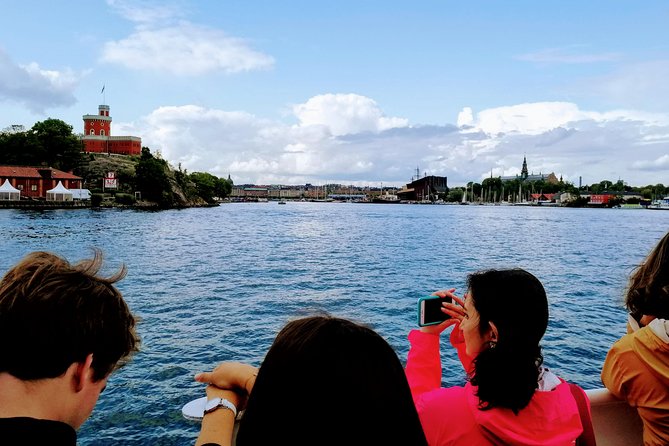 Stockholm Old Town and the Vasa Museum, a Small Group Walking Tour. - Riddarholmen: the early chapters with lake views