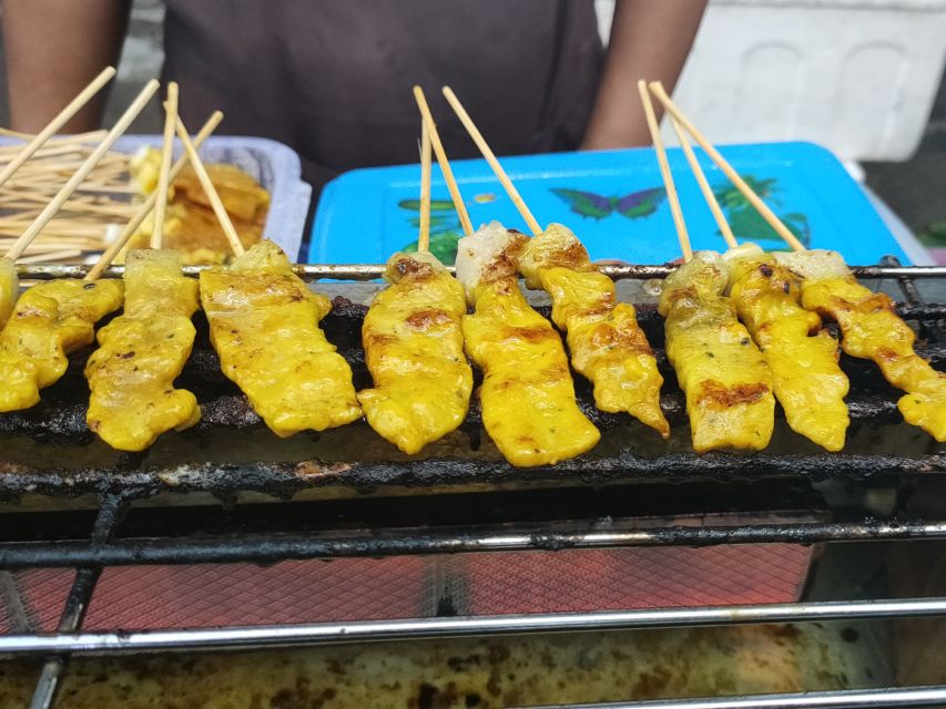Takua Pa: Food Market, Tsunami Museum, Temple, & Old Town - Kong Ka Temple and the Rama IX pagoda