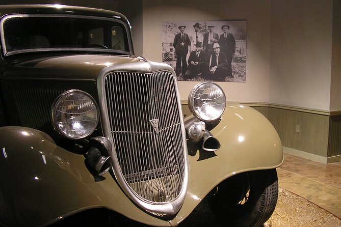 The Buckhorn Saloon & Museum and Texas Ranger Museum Admission - Food and drink: cafe hours, saloon beer, and taking breaks