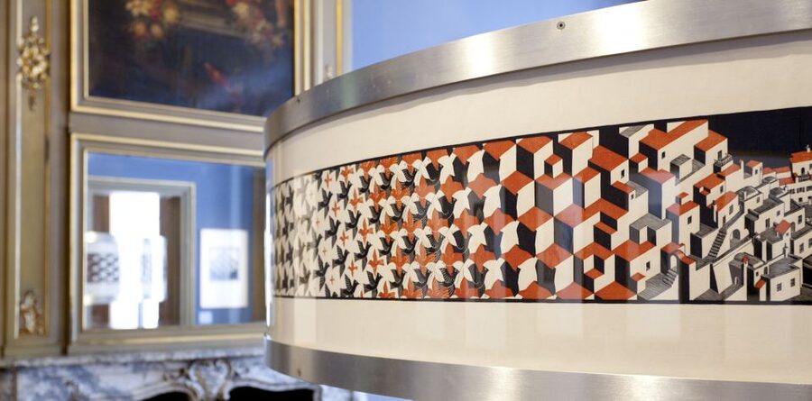 The Hague: Escher in The Palace Museum Ticket - Audio guide and room labels: choose your style