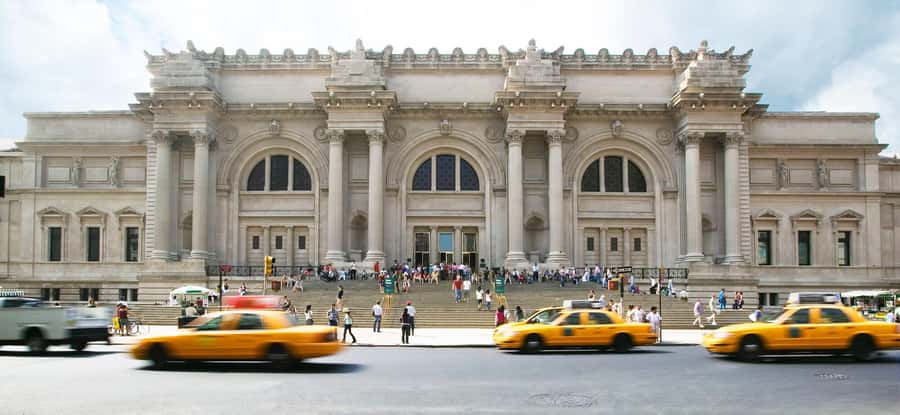 The Met Museum Guided Tour with Skip-the-Line Entry - Roof garden finale in summer: Central Park and Manhattan from above
