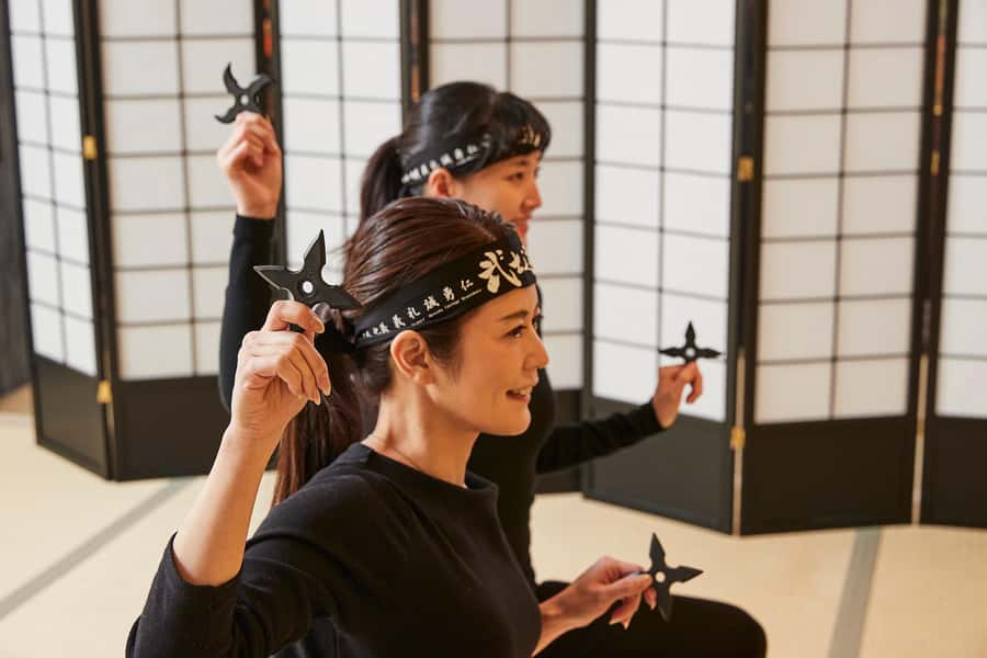 Tokyo: Samurai Ninja Museum Guided tour and Experience - Why this Tokyo museum tour is a smart use of time