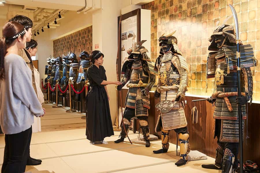 Tokyo: Samurai Ninja Museum Guided tour and Experience - The guided tour experience: why the guide matters more than you’d think
