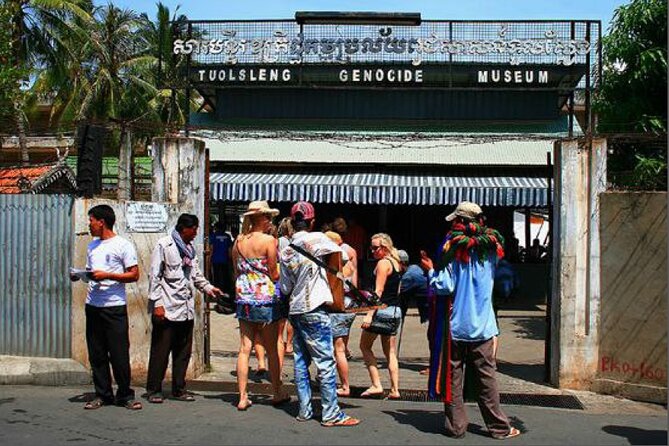 Tuol Sleng Genocide Museum (S-21) and Choeung Ek Killing Fields Tour - A hard day with a solid plan: how this tour works