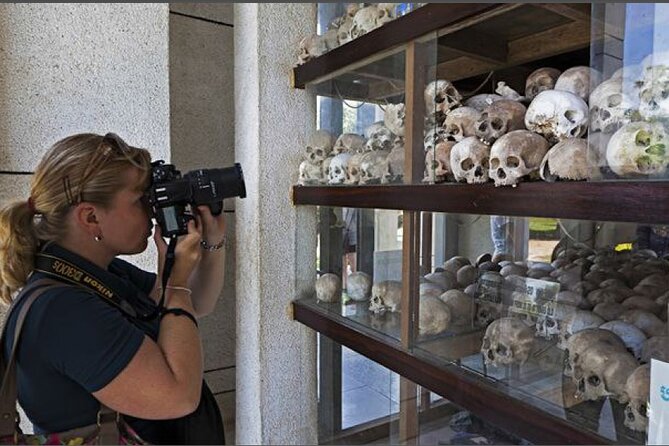 Tuol Sleng Genocide Museum (S-21) and Choeung Ek Killing Fields Tour - Pickup and meeting point: where to start in Phnom Penh