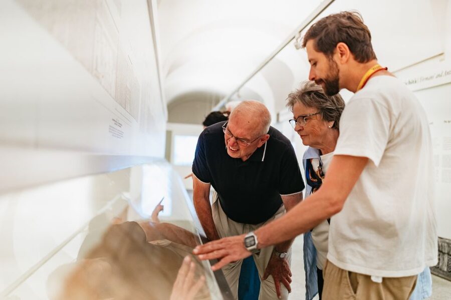 Turin: Egyptian Museum Priority Access Guided Tour - The first room: how the guide sets the museum story