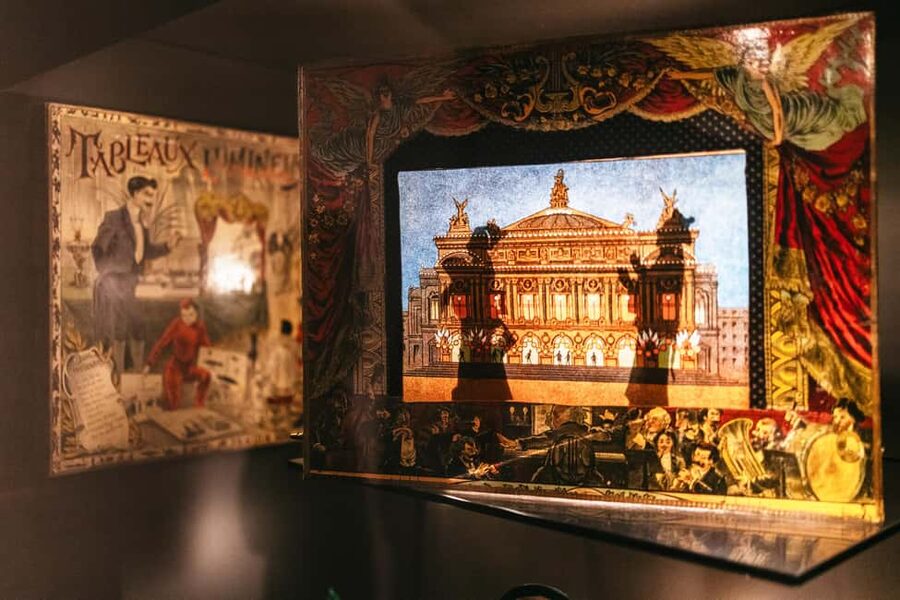 Turin: National Museum of Cinema & Mole Antonelliana Tour - What this Turin tour feels like: cinema first, then sky views